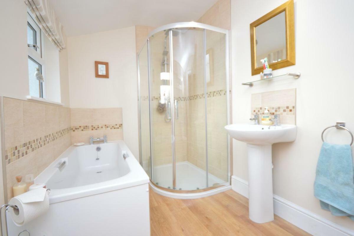 Deerness, 4Star Gold Award 2024, Whitby Exterior foto